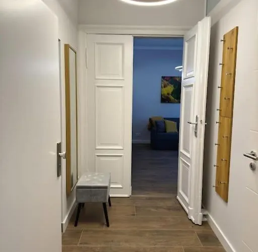 Stadt-idyll Im Zentrum Apartamento *