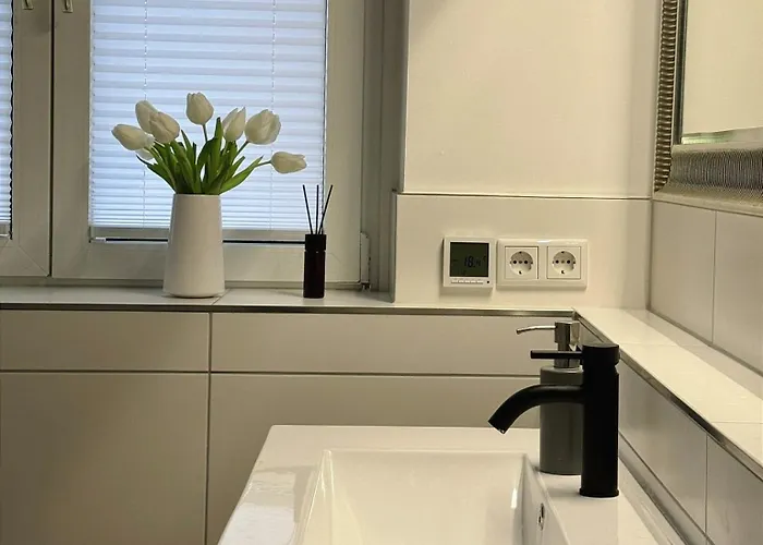 Stadt-idyll Im Zentrum * Schwerin (Mecklenburg-Vorpommern)